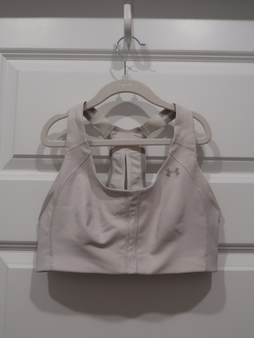 Under Armour Armour Bra Heat Gear Women's White Sports Bra Size 34C